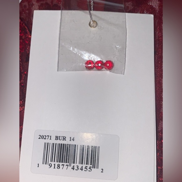 Red Crystal and sequin Mac Duggal Size 14. - Picture 7 of 8